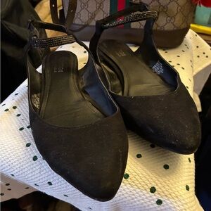 Reaction Kenneth Cole Black Women's Slippers